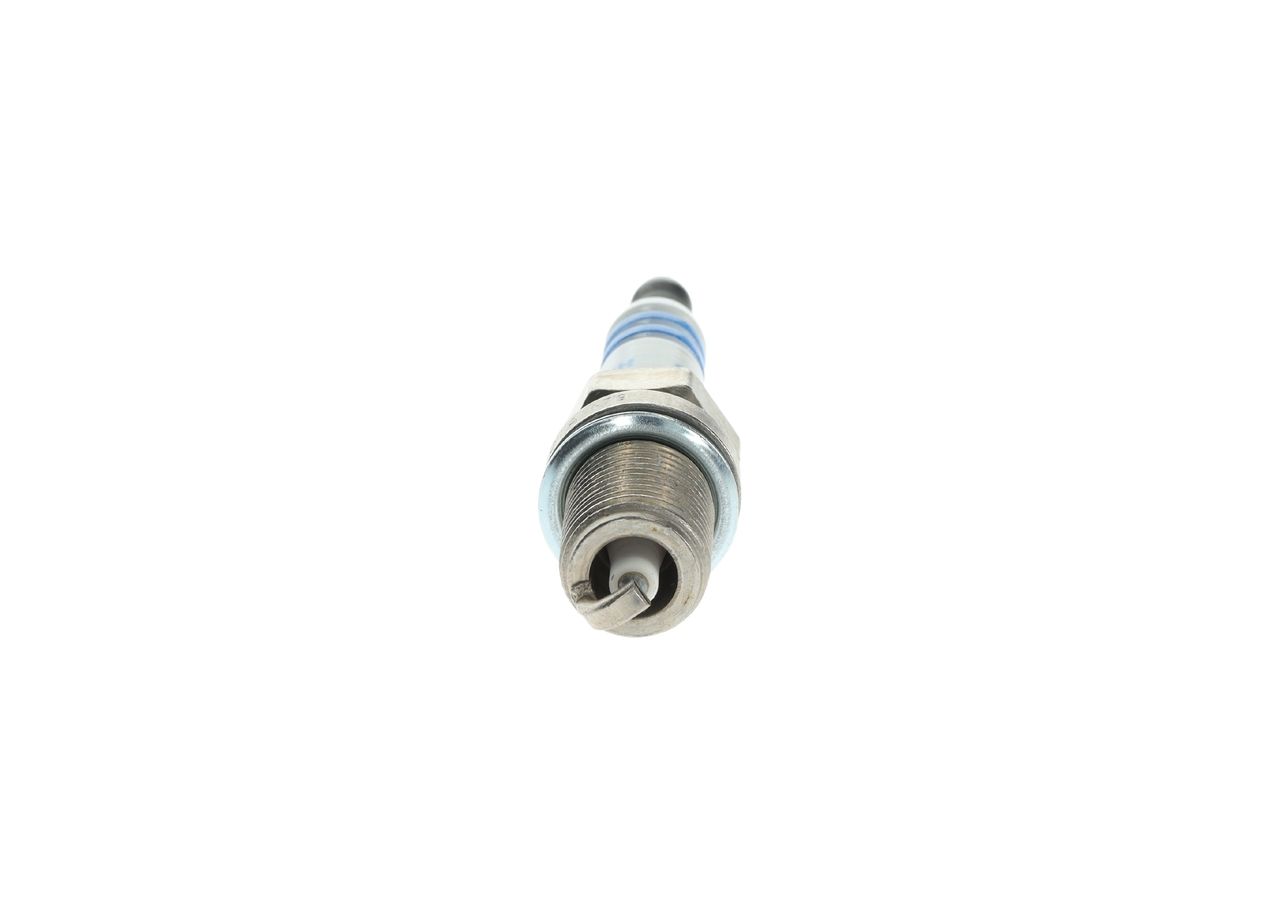 BOSCH 0 242 235 749 - Zündkerze