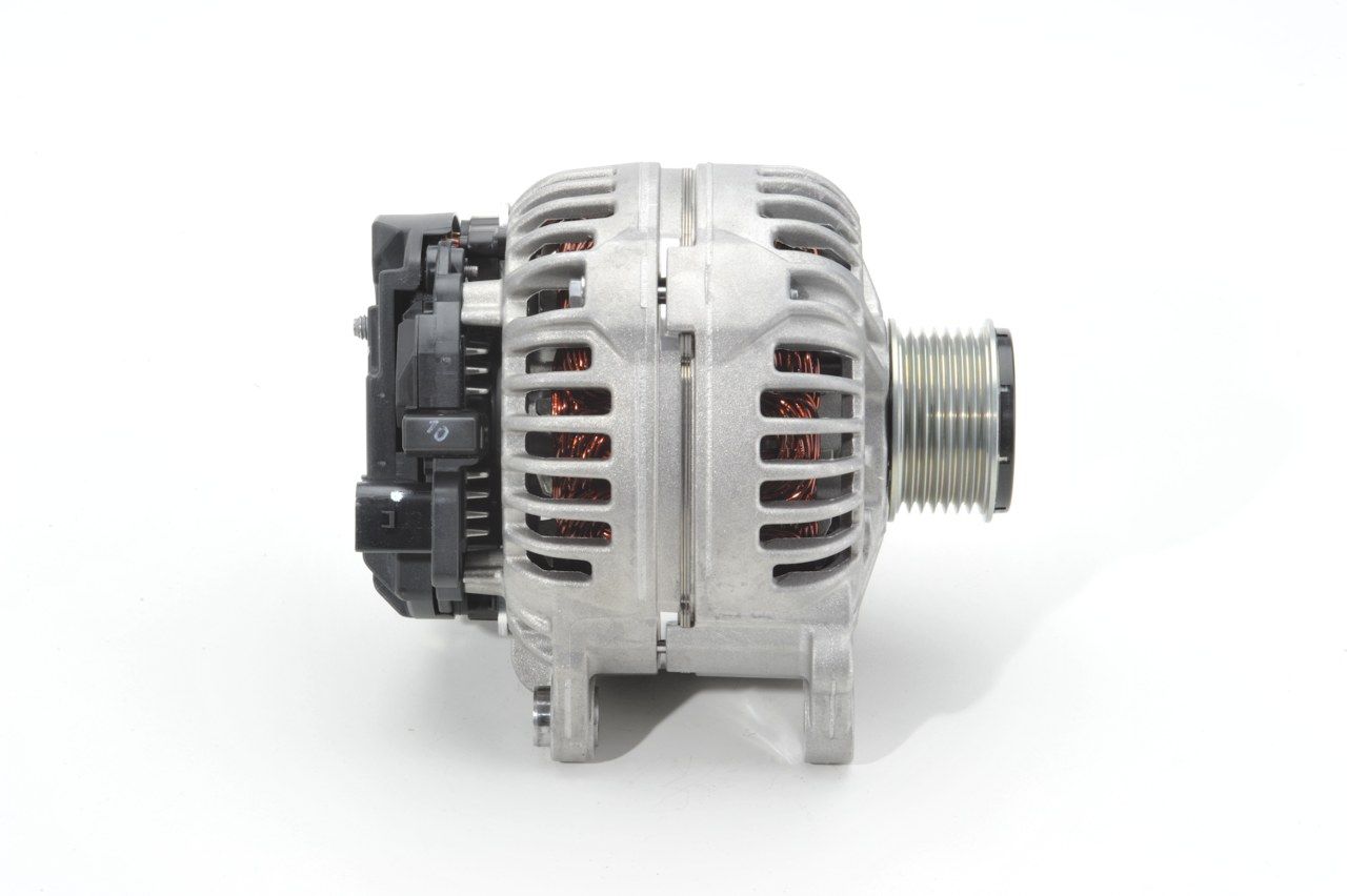 BOSCH 0 124 615 026 - Generator