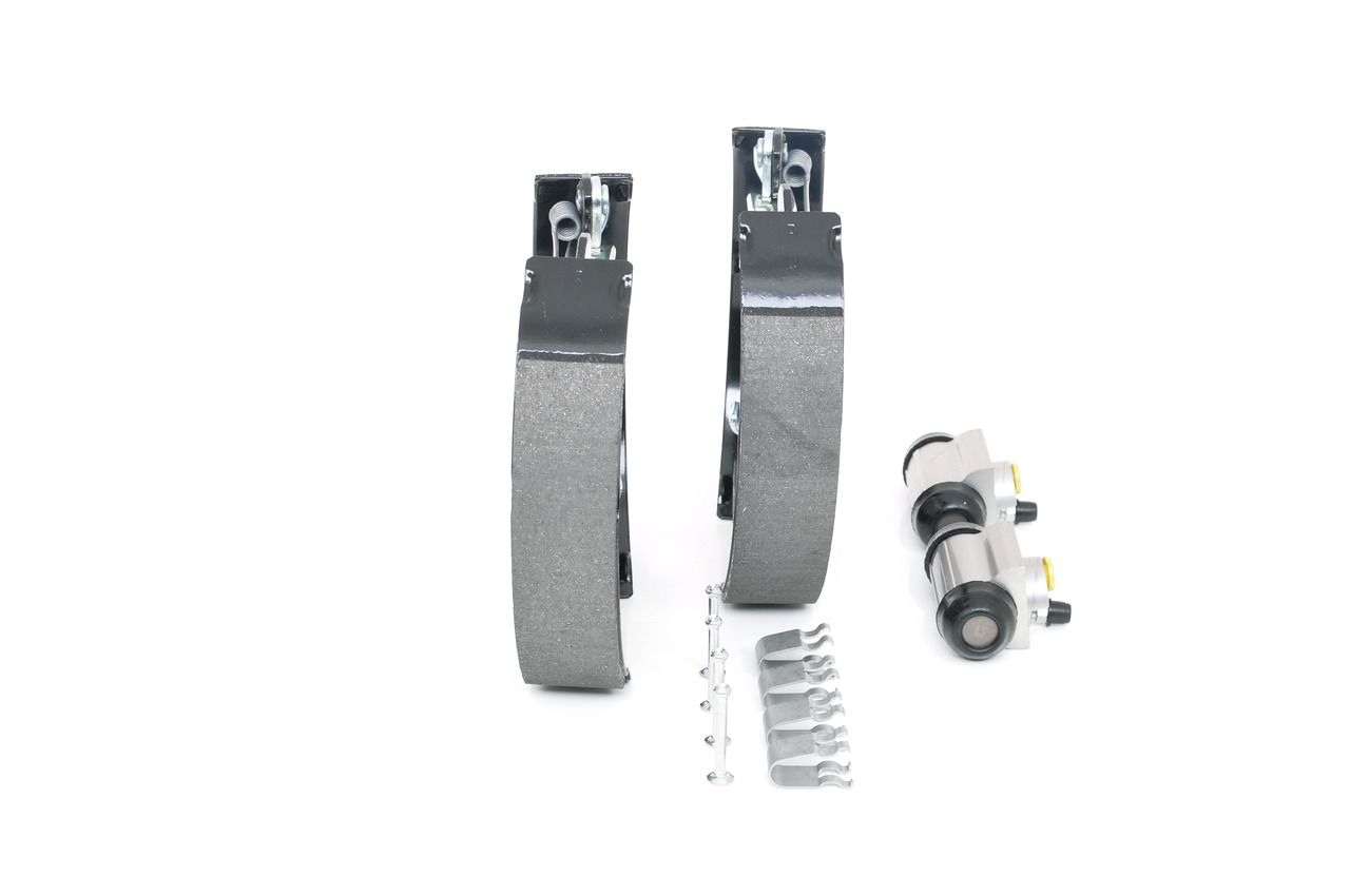 BOSCH 0 204 114 692 - Bremsbackensatz