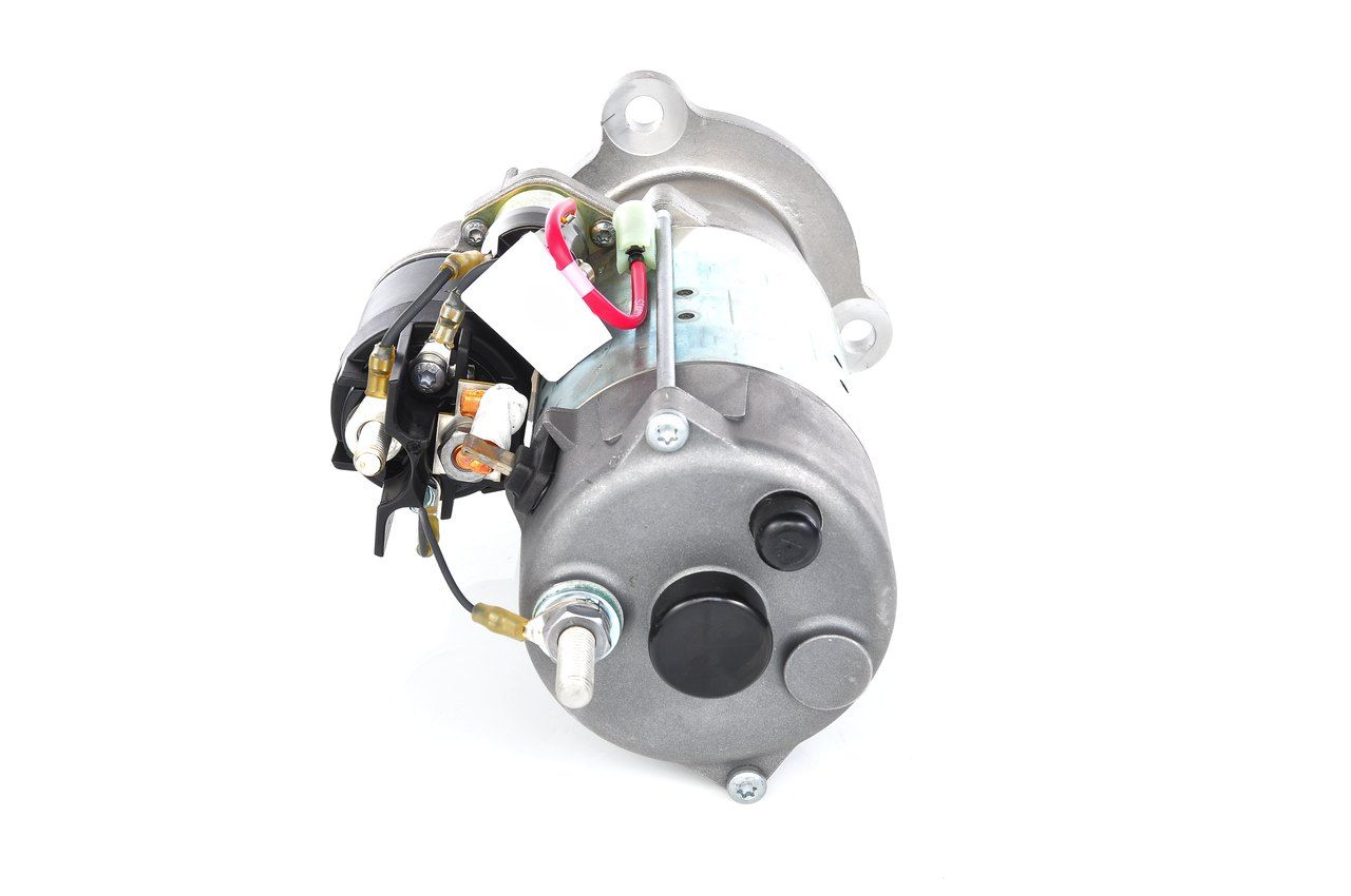 BOSCH 0 001 330 018 - Starter