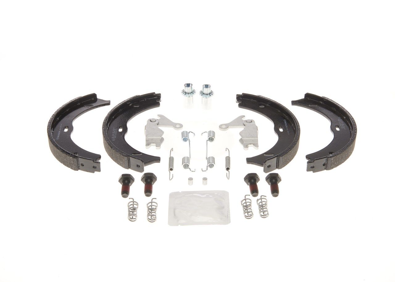 BOSCH 0 204 113 820 - Bremsbackensatz, Feststellbremse