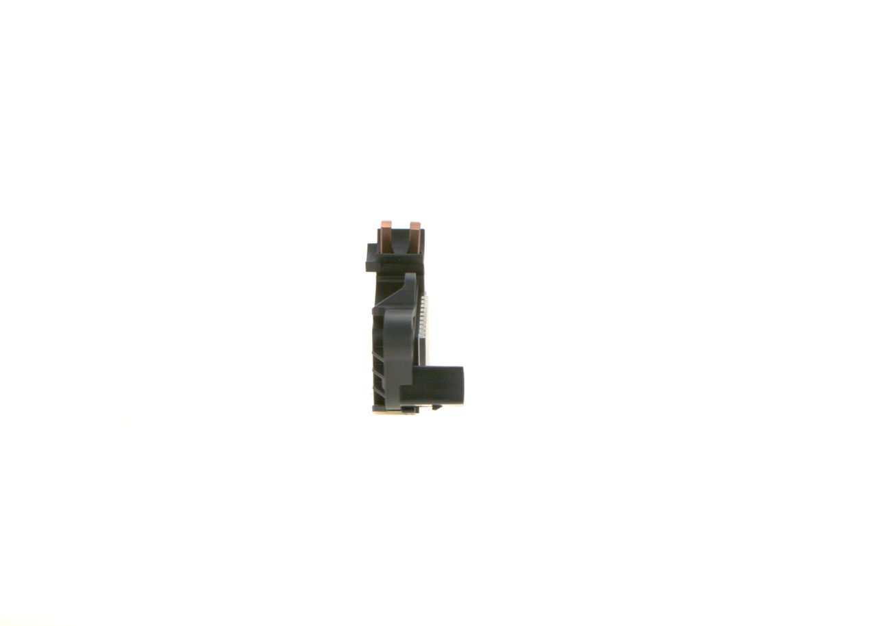 BOSCH 0 272 220 822 - Generatorregler