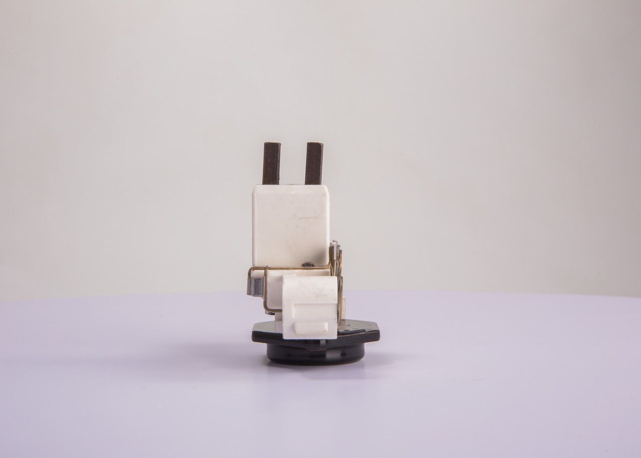BOSCH 1 197 311 212 - Generatorregler
