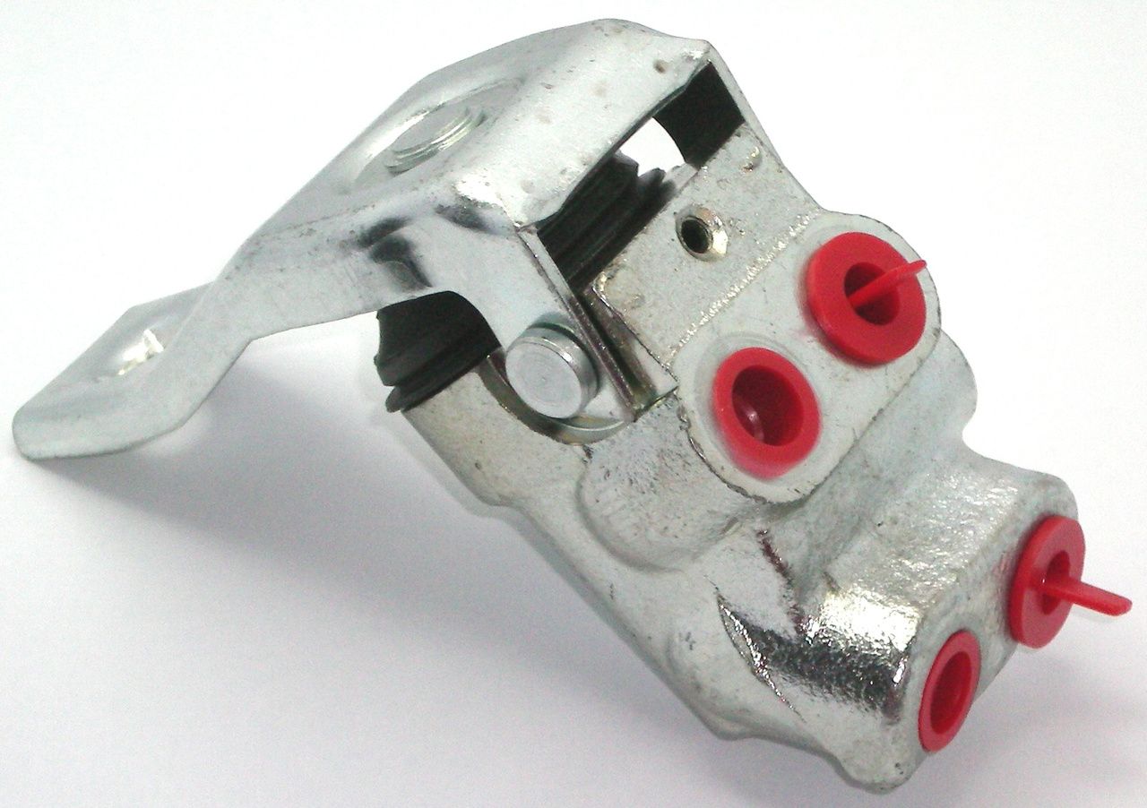BOSCH 0 986 482 030 - Bremskraftregler