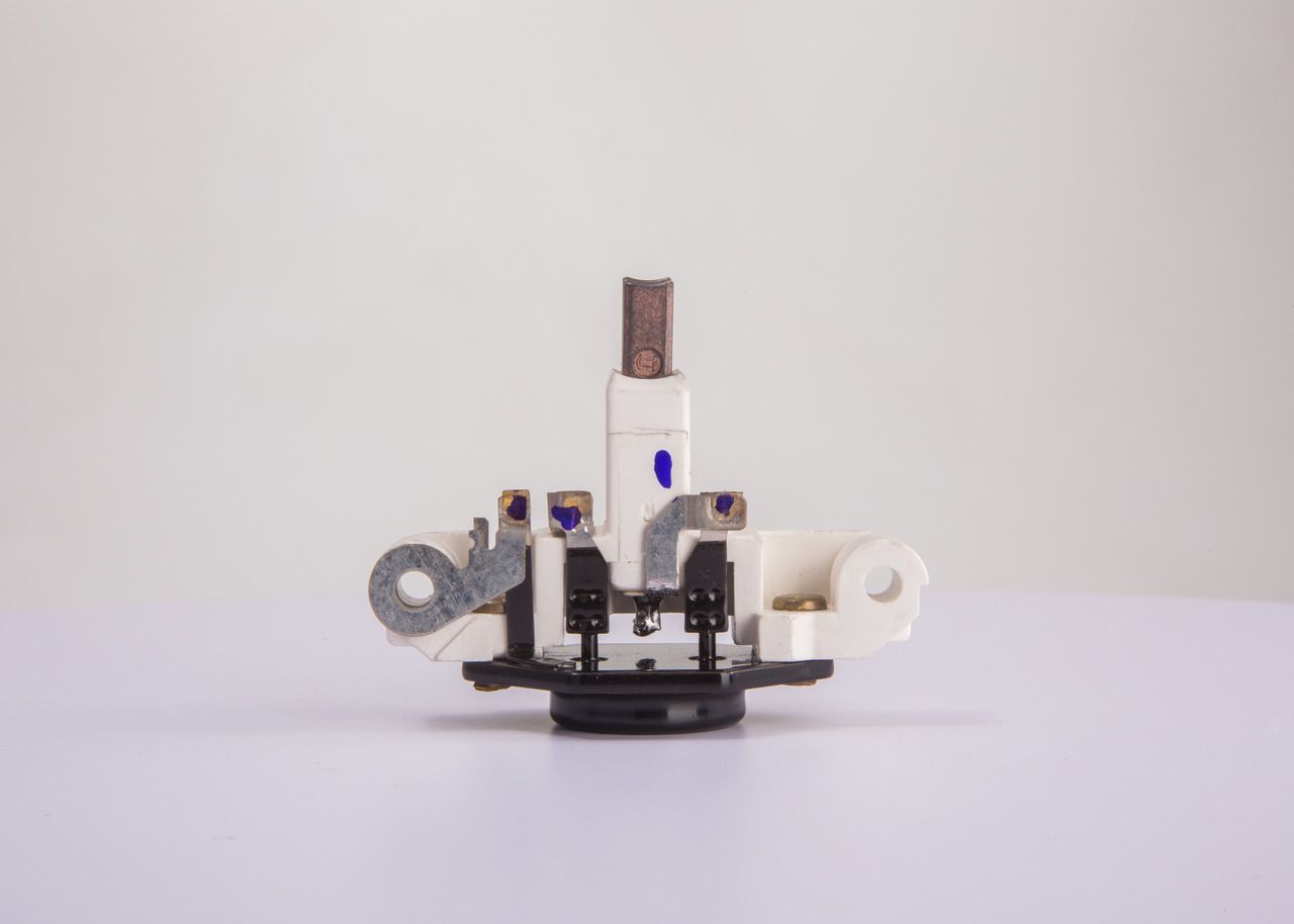 BOSCH 1 197 311 223 - Generatorregler