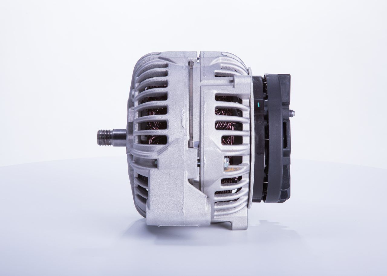 BOSCH 0 124 625 030 - Generator