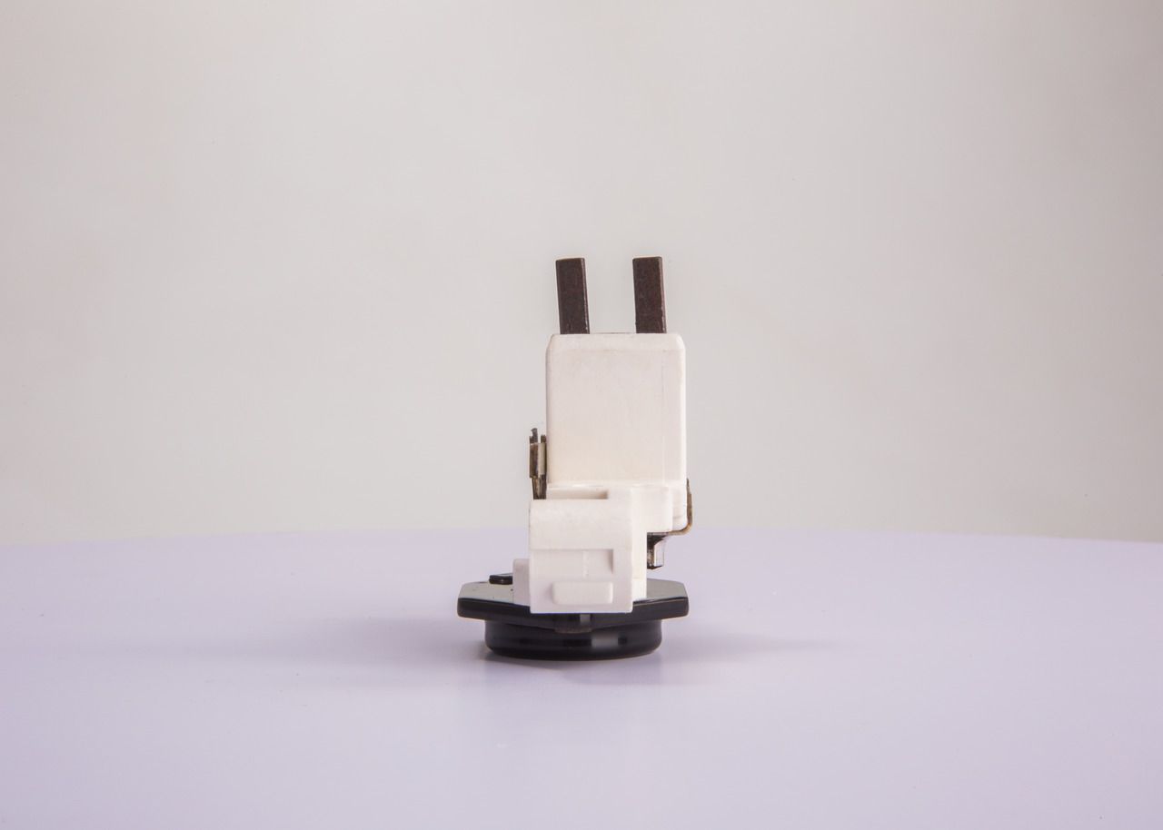 BOSCH 1 197 311 212 - Generatorregler