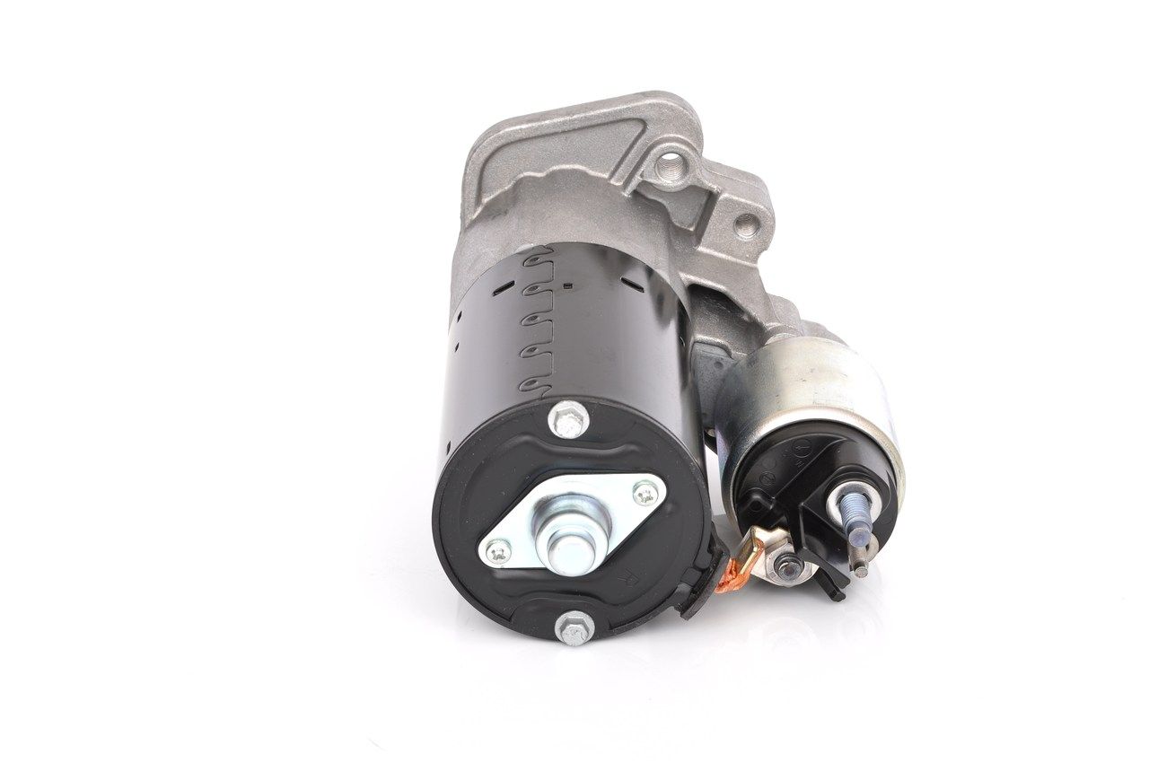 BOSCH 0 001 136 007 - Starter