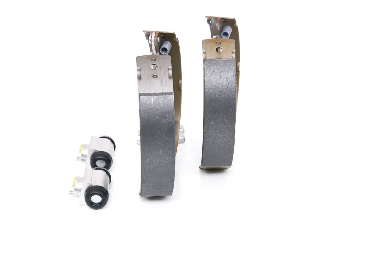 BOSCH 0 204 114 656 - Bremsbackensatz