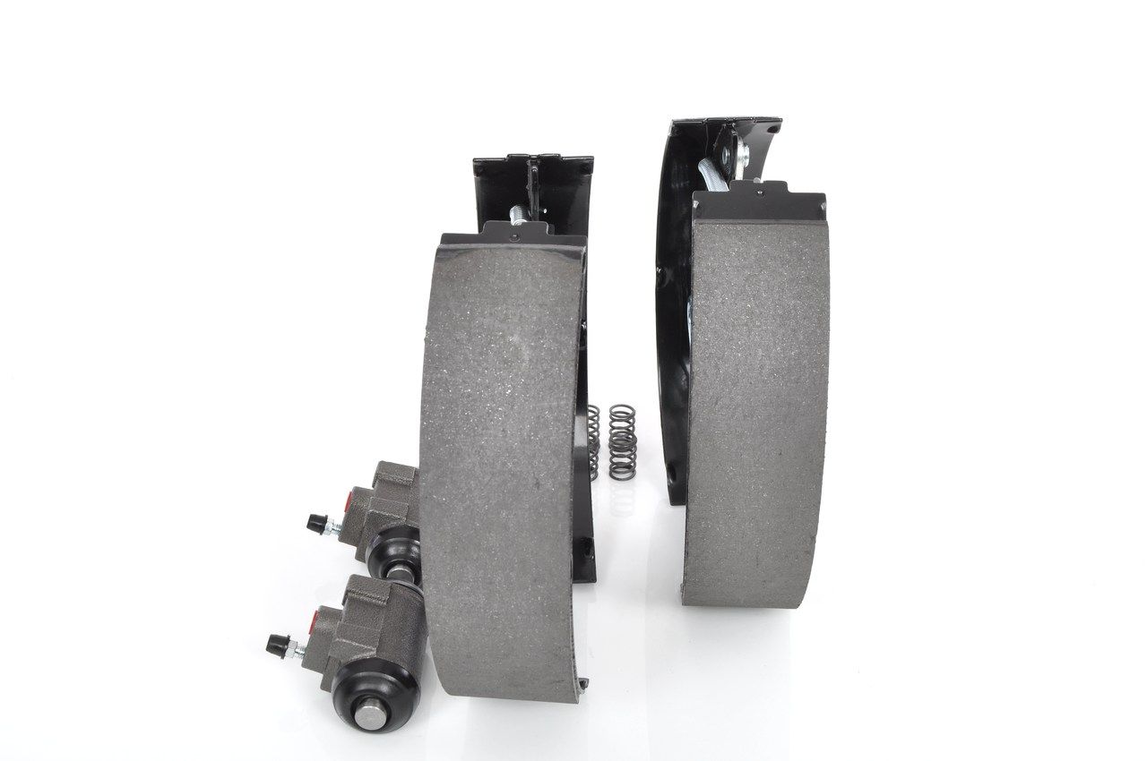 BOSCH 0 204 114 539 - Bremsbackensatz