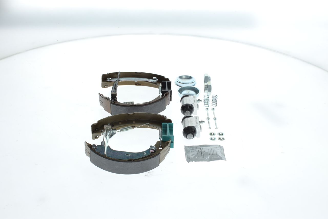 BOSCH 0 204 114 605 - Bremsbackensatz