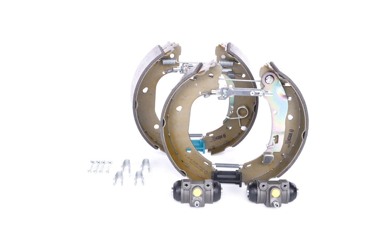 BOSCH 0 204 114 646 - Bremsbackensatz