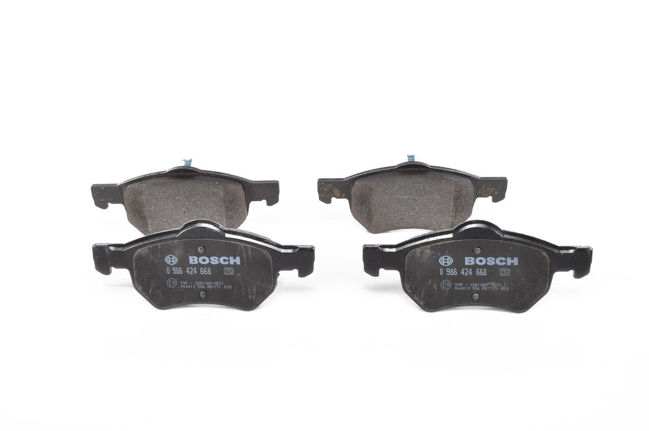 BOSCH 0 986 424 668 - Bremsbelagsatz, Scheibenbremse
