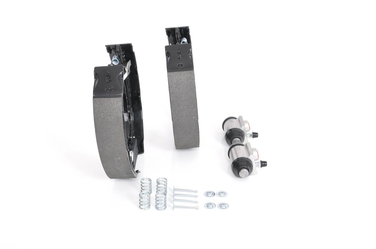 BOSCH 0 204 114 679 - Bremsbackensatz