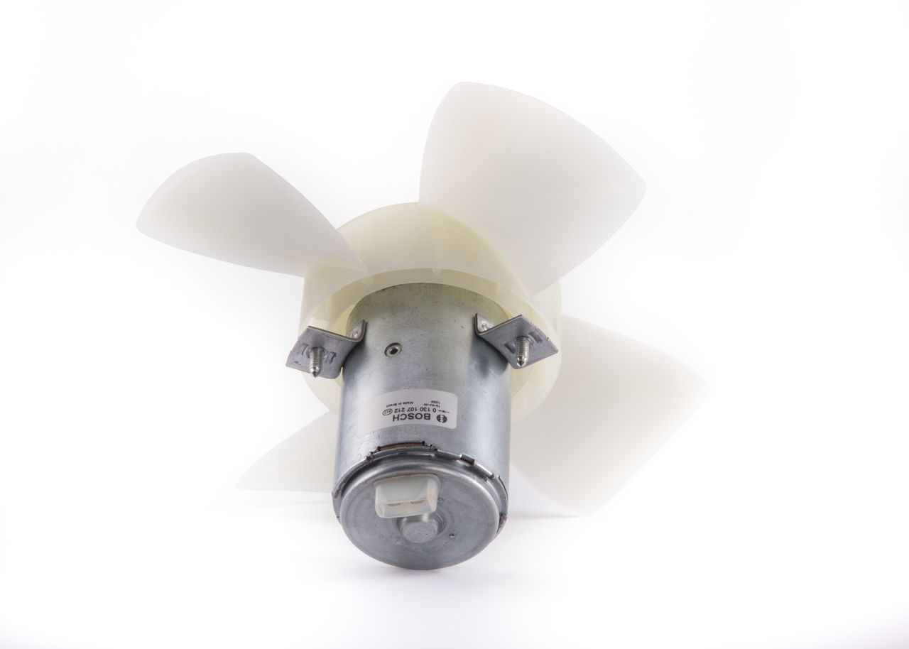 BOSCH 0 130 107 212 - Lüfter, Motorkühlung
