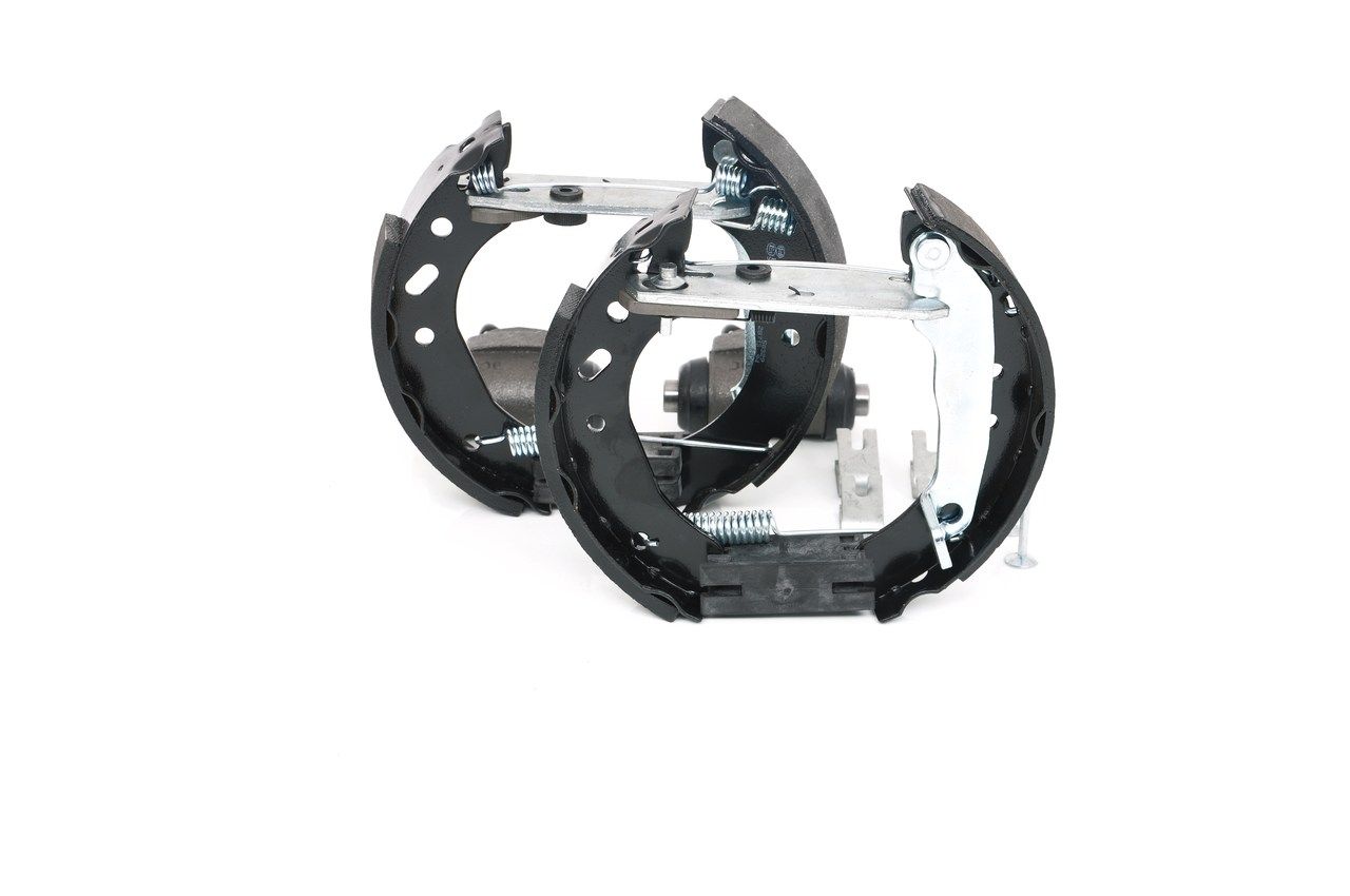 BOSCH 0 204 114 641 - Bremsbackensatz