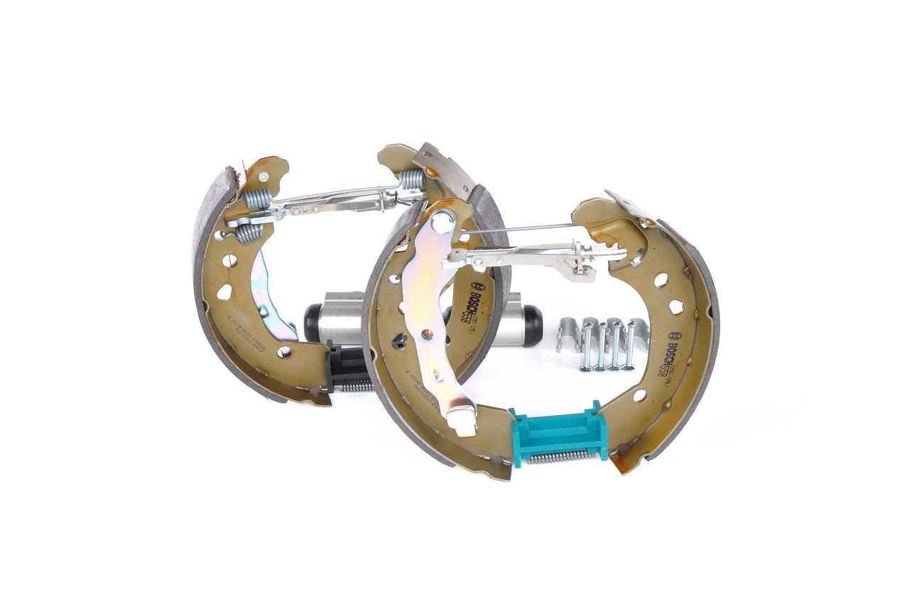 BOSCH 0 204 114 626 - Bremsbackensatz