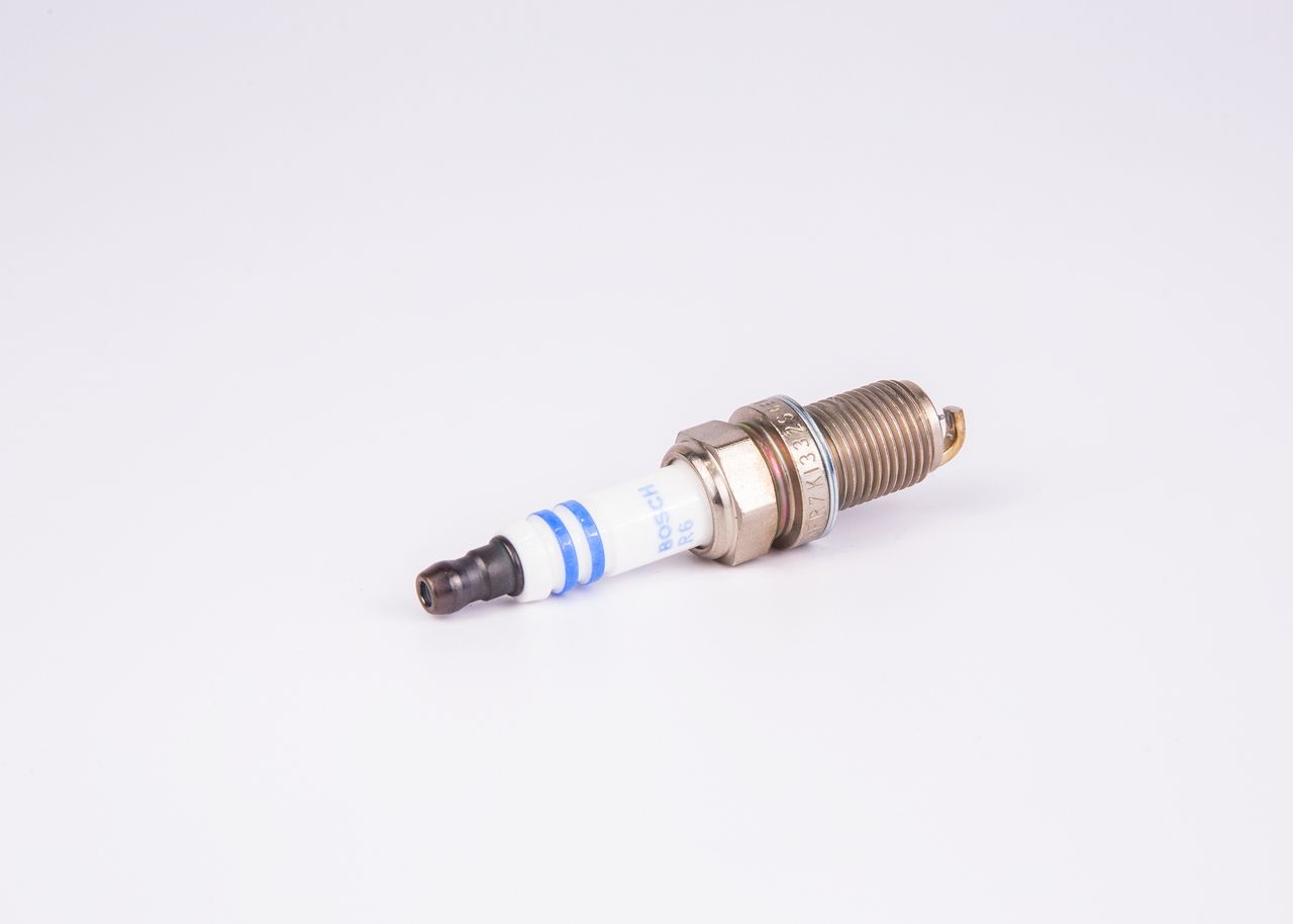 BOSCH 0 242 236 571 - Zündkerze