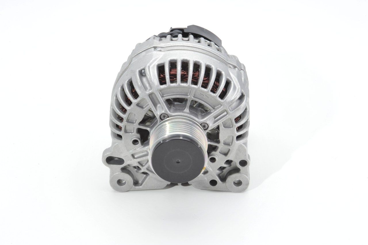 BOSCH 0 124 615 038 - Generator