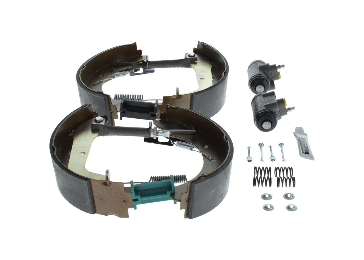 BOSCH 0 204 114 530 - Bremsbackensatz