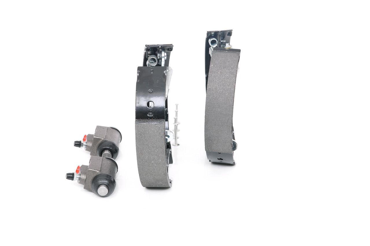 BOSCH 0 204 114 601 - Bremsbackensatz