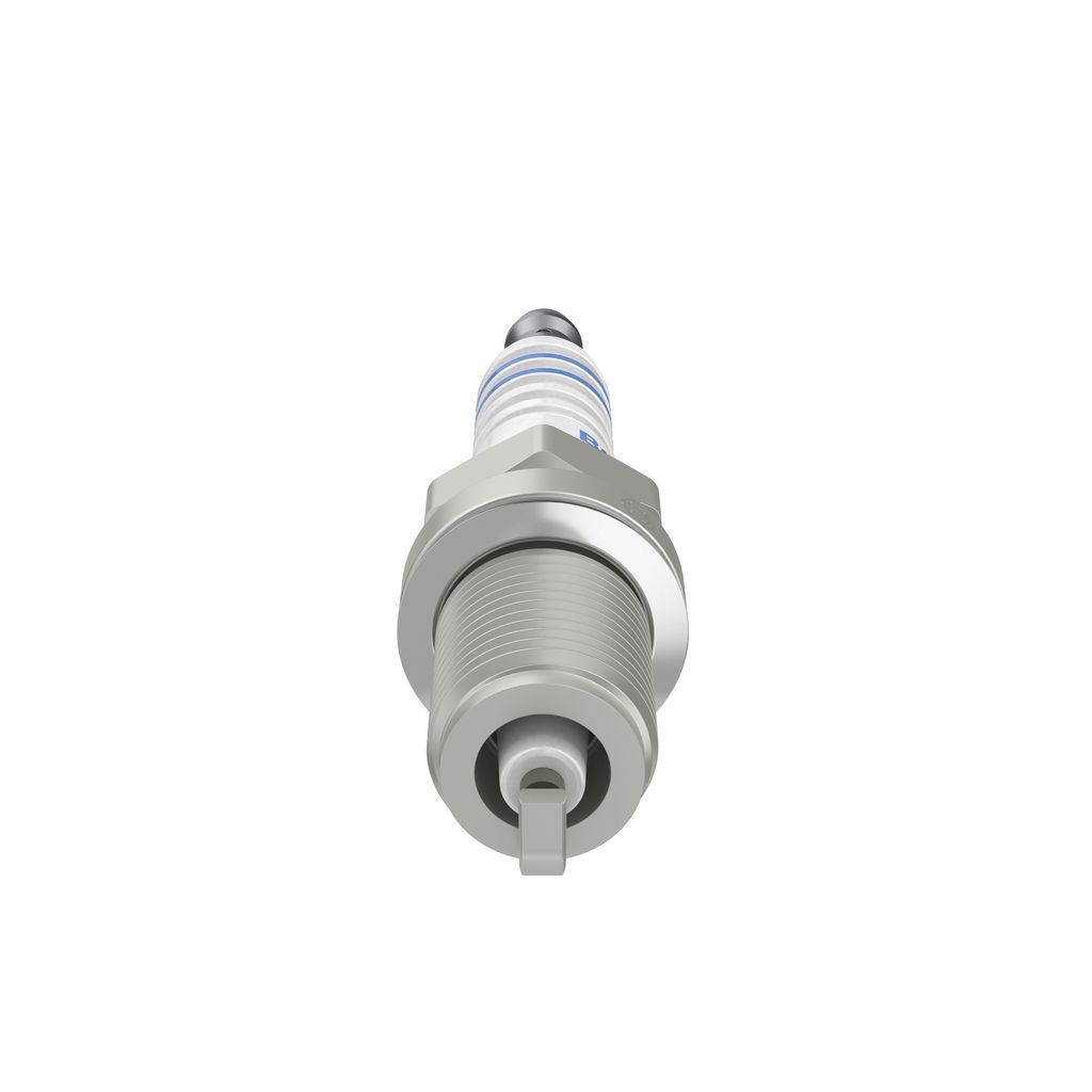 BOSCH 0 242 235 666 - Zündkerze
