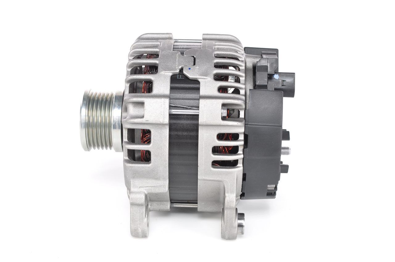BOSCH 0 125 711 083 - Generator
