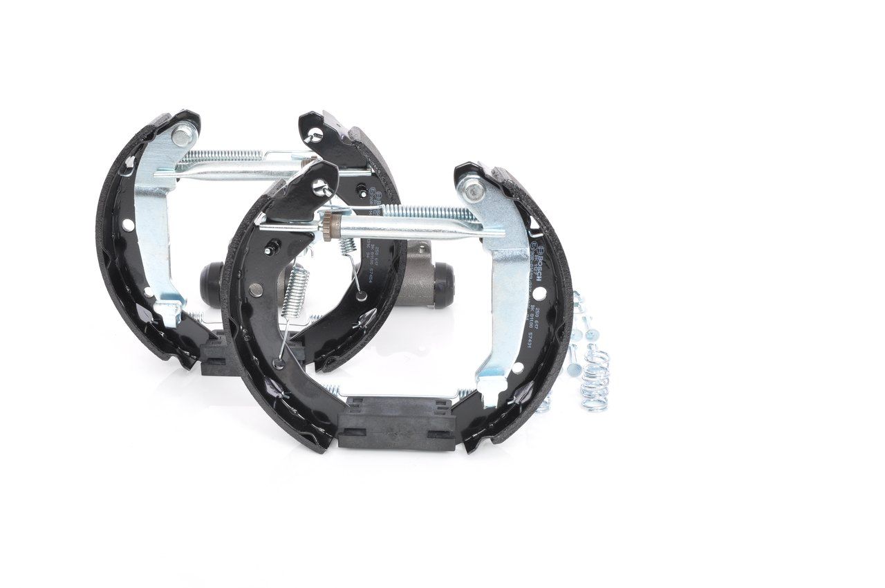 BOSCH 0 204 114 629 - Bremsbackensatz