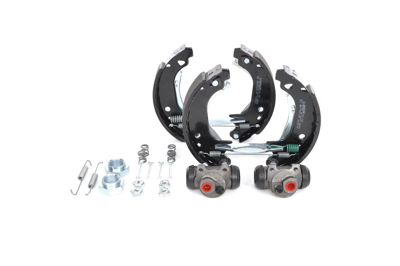 BOSCH 0 204 114 067 - Bremsbackensatz
