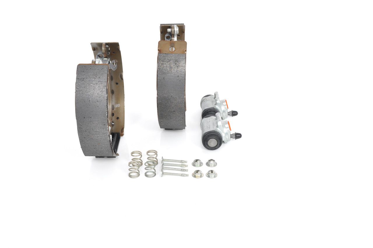 BOSCH 0 204 114 113 - Bremsbackensatz