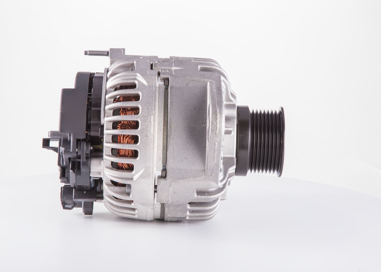 BOSCH 0 124 655 102 - Generator