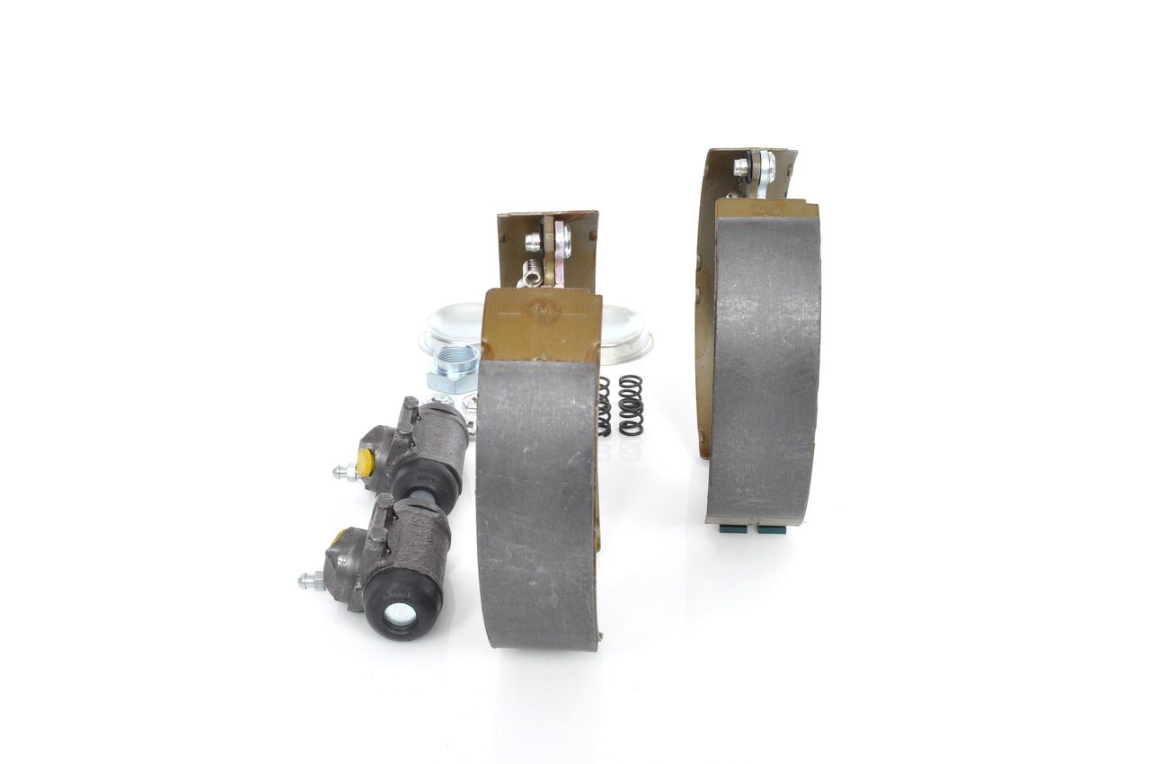 BOSCH 0 204 114 056 - Bremsbackensatz