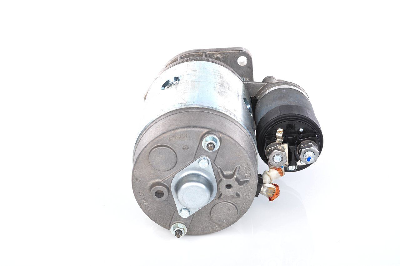 BOSCH 0 001 369 024 - Starter