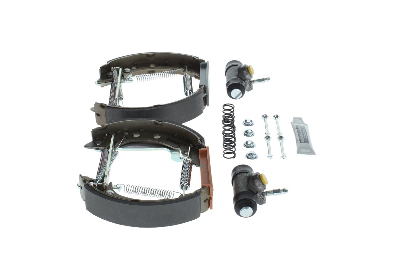BOSCH 0 204 114 053 - Bremsbackensatz
