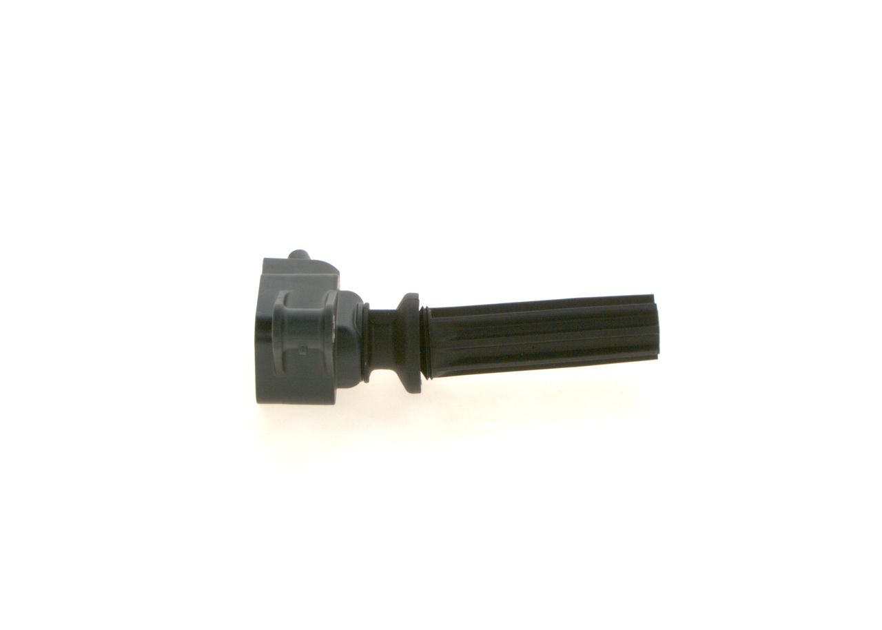 BOSCH 0 221 604 700 - Zündspule