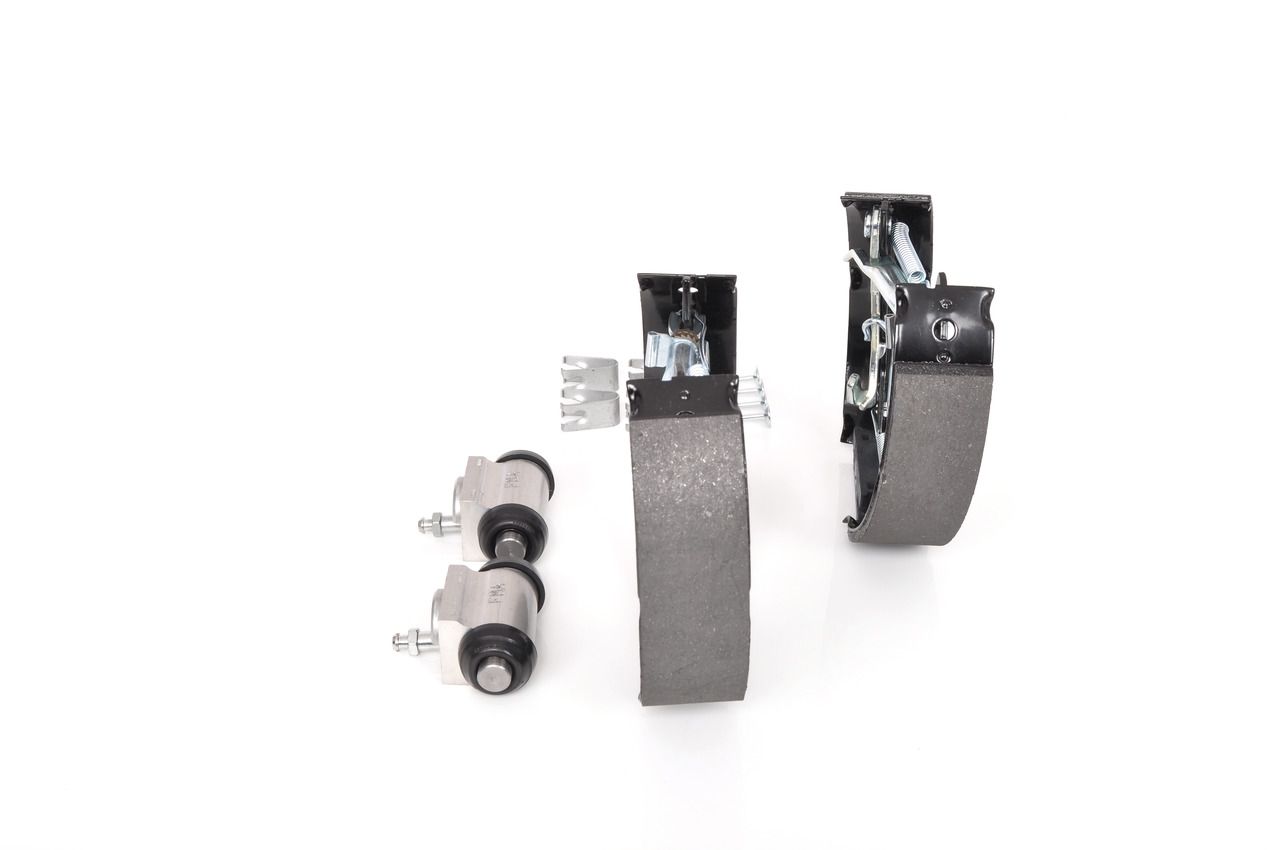 BOSCH 0 204 114 591 - Bremsbackensatz