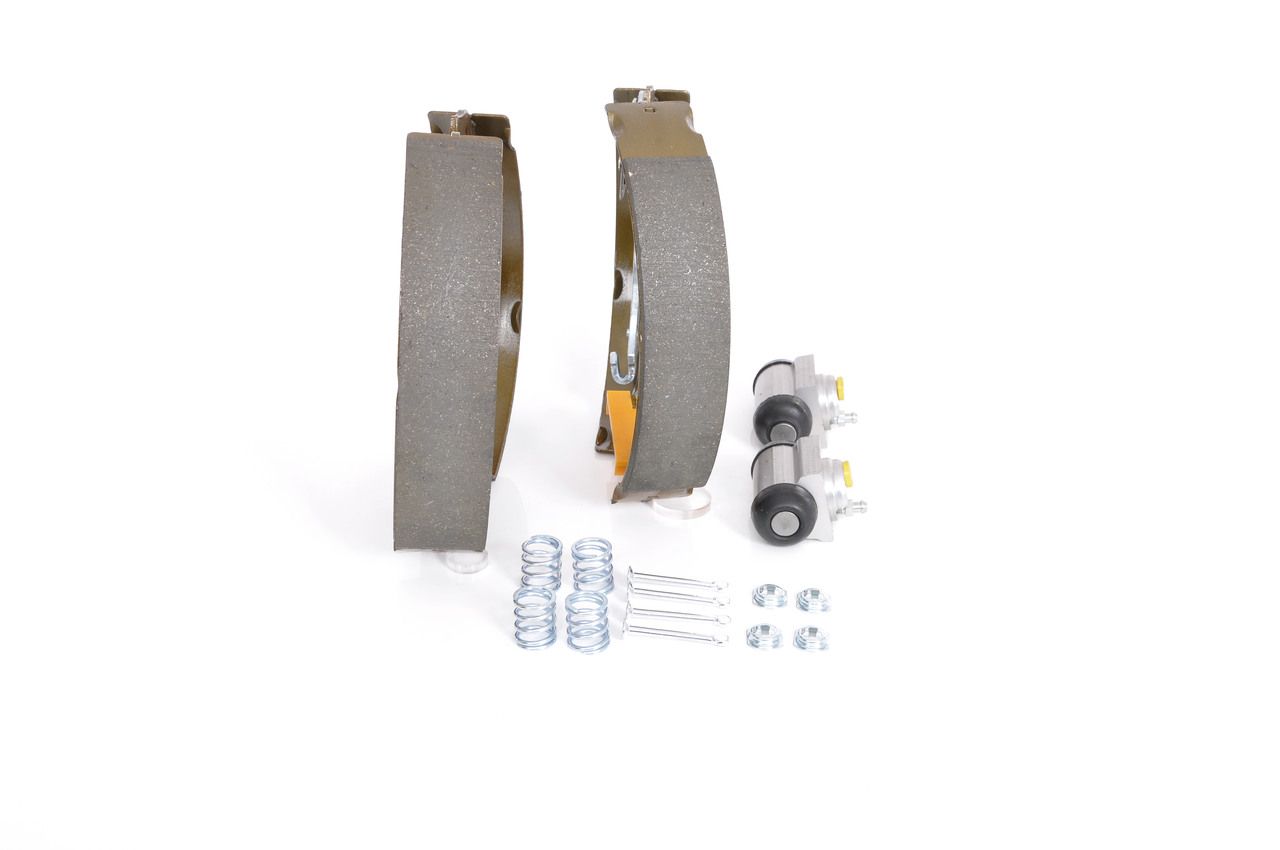 BOSCH 0 204 114 197 - Bremsbackensatz