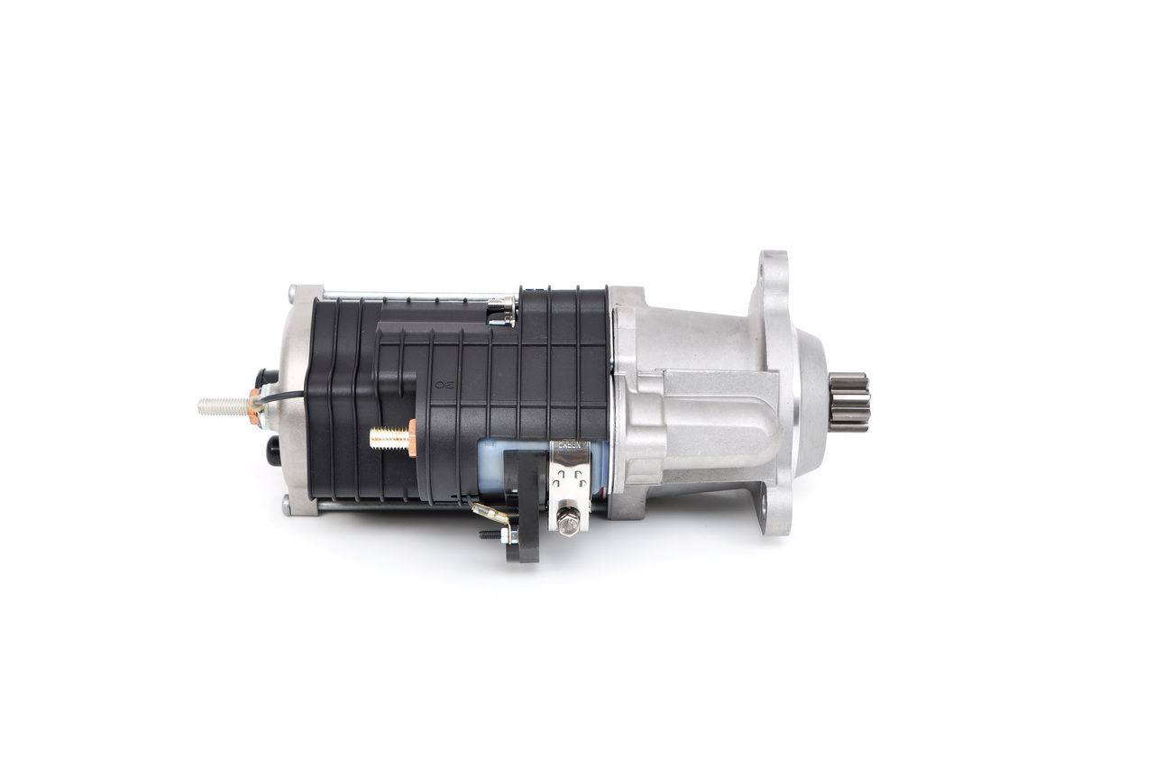 BOSCH 0 001 330 066 - Starter